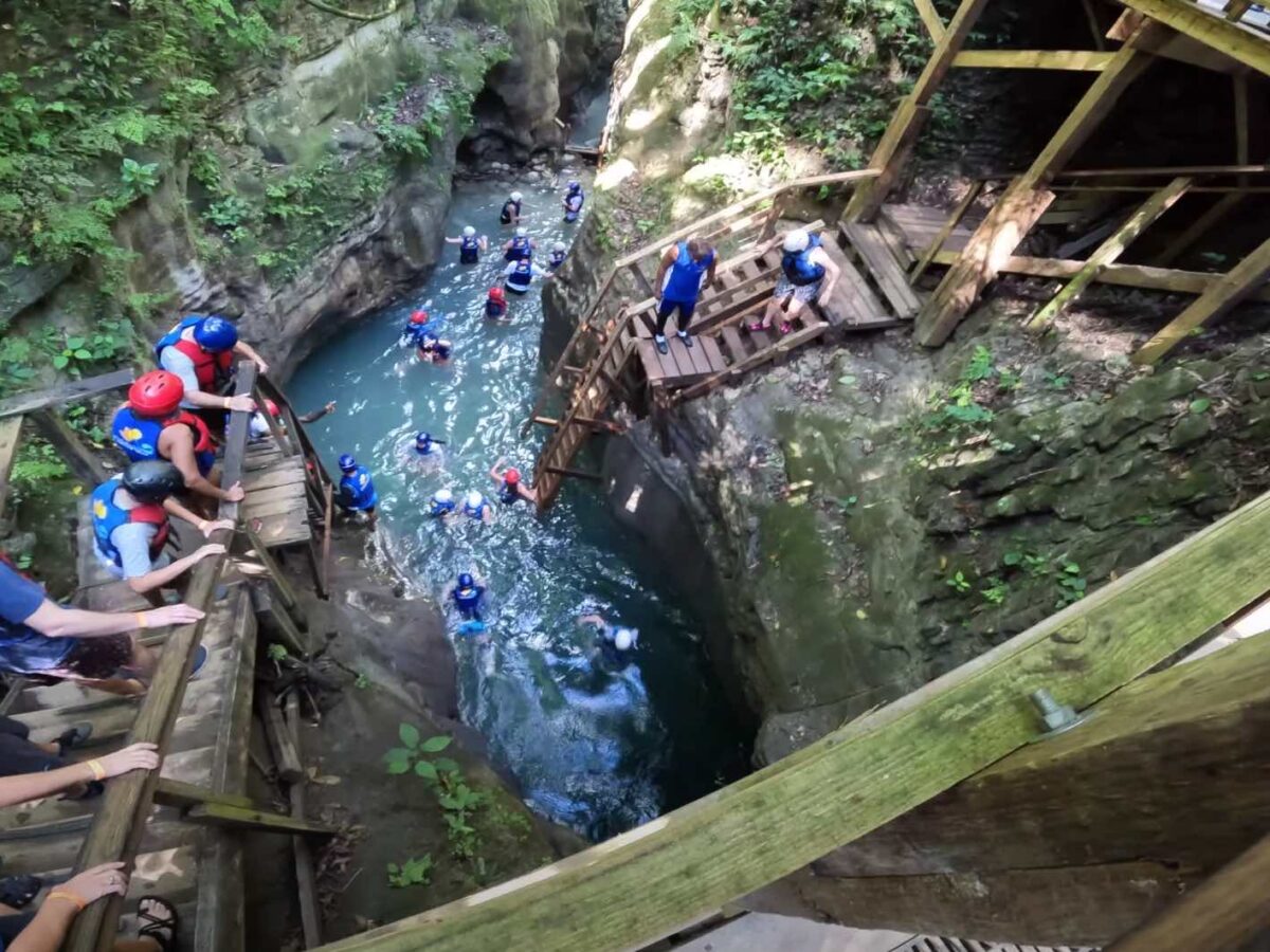 ¿Qué es Damajagua Waterfalls? La joya natural de Puerto Plata